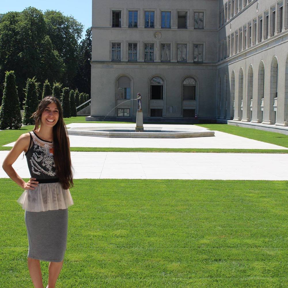 Meet your Posher, Victoria